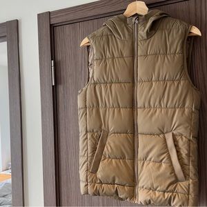 Zara vest. Colour is green/beige